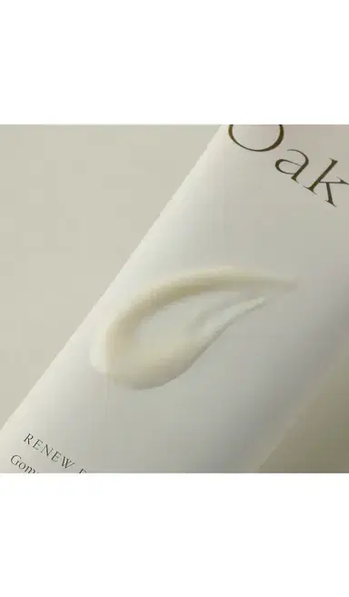 Oak Essentials Renew Face Polish | Thumbnail 2 Oak Essentials Renew Face Polish | Thumbnail 2