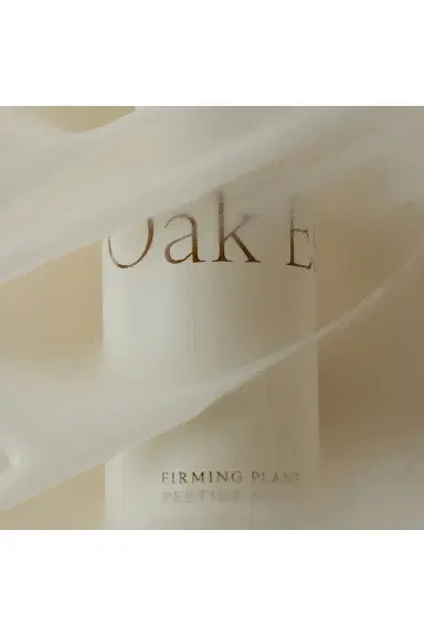 Oak Essentials Firming Plant Peptide Serum | Thumbnail 4 Oak Essentials Firming Plant Peptide Serum | Thumbnail 4