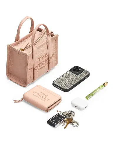 Marc Jacobs x A.P.C. Women's The A. P.C. x Marc Jacobs Small Leather Tote Bag - Hazelnut | Thumbnail 8 Marc Jacobs x A.P.C. Women's The A. P.C. x Marc Jacobs Small Leather Tote Bag - Hazelnut | Thumbnail 8