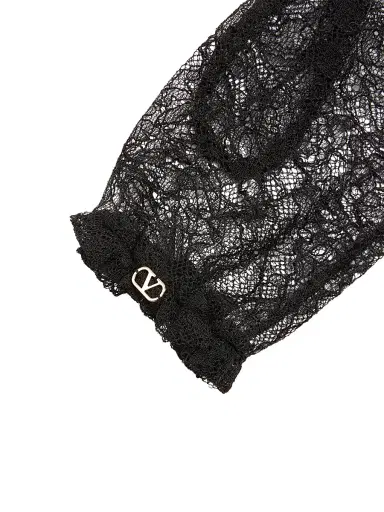Valentino Garavani Women's Vlogo Signature Lace Gloves - Black Gold - Size 6 | Thumbnail 3 Valentino Garavani Women's Vlogo Signature Lace Gloves - Black Gold - Size 6 | Thumbnail 3