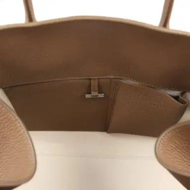 The Row The Row Soft Margaux 15 Bag Chevre Calfskin Silver Hardware | Thumbnail 11 The Row The Row Soft Margaux 15 Bag Chevre Calfskin Silver Hardware | Thumbnail 11