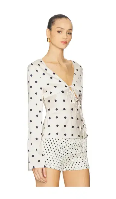 LIONESS Mariah Long Sleeve Top | Thumbnail 2 LIONESS Mariah Long Sleeve Top | Thumbnail 2