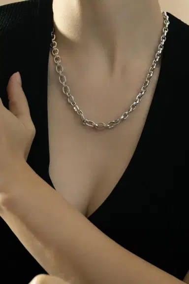 MONICA RICH KOSANN Five Charm Audrey Necklace | Thumbnail 2 MONICA RICH KOSANN Five Charm Audrey Necklace | Thumbnail 2