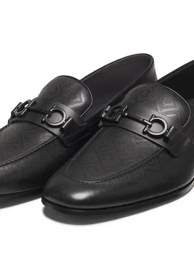 FERRAGAMO Men's Biarritz Gancini Patterned Leather Loafers - Nero | Thumbnail 2 FERRAGAMO Men's Biarritz Gancini Patterned Leather Loafers - Nero | Thumbnail 2