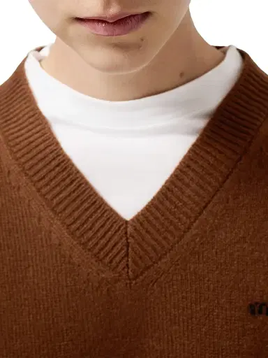 Miu Miu Women's Cropped Cashmere V-Neck Sweater | Thumbnail 4 Miu Miu Women's Cropped Cashmere V-Neck Sweater | Thumbnail 4