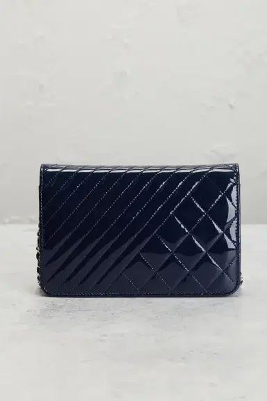 chanel Chanel Patent Coco Boy Wallet on Chain | Thumbnail 3 chanel Chanel Patent Coco Boy Wallet on Chain | Thumbnail 3