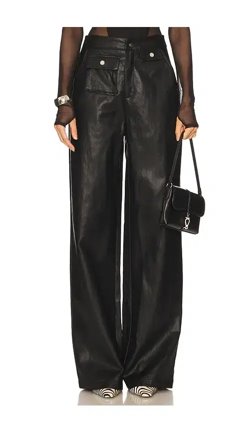 Daniela Pant Daniela Pant