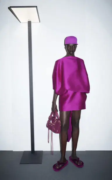 Balenciaga Platform Flip Flop | Thumbnail 2 Balenciaga Platform Flip Flop | Thumbnail 2