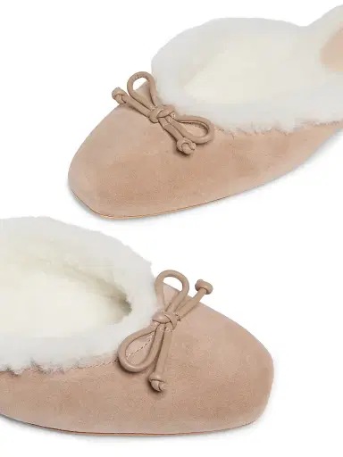 22élevé Women's Shearling-Lined Suede Mules - Chestnut Camel Off White | Thumbnail 5 22élevé Women's Shearling-Lined Suede Mules - Chestnut Camel Off White | Thumbnail 5