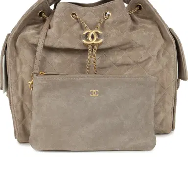 Chanel Chanel Medium 25 Hobo Bag Dark Grey Suede Antique Gold Hardware | Thumbnail 7 Chanel Chanel Medium 25 Hobo Bag Dark Grey Suede Antique Gold Hardware | Thumbnail 7