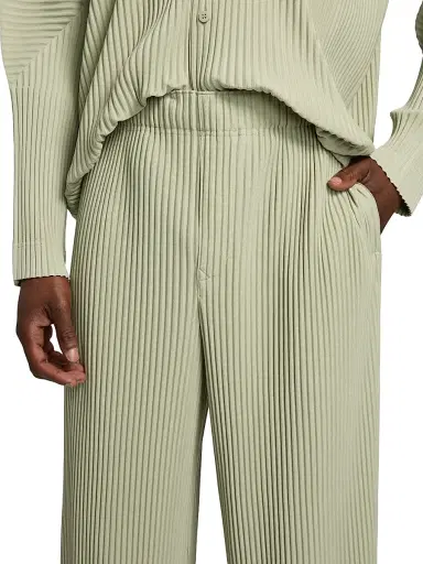 Homme Plissé Issey Miyake Men's October Pleated Mid-Rise Wide-Leg Pants - Wavellite Green | Thumbnail 6 Homme Plissé Issey Miyake Men's October Pleated Mid-Rise Wide-Leg Pants - Wavellite Green | Thumbnail 6