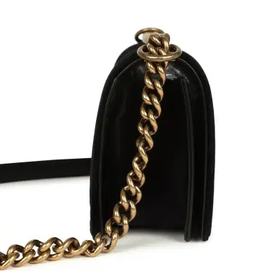 Chanel Pre-owned Chanel Medium Boy Bag Black Chevron Velvet Antique Gold Hardware | Thumbnail 3 Chanel Pre-owned Chanel Medium Boy Bag Black Chevron Velvet Antique Gold Hardware | Thumbnail 3