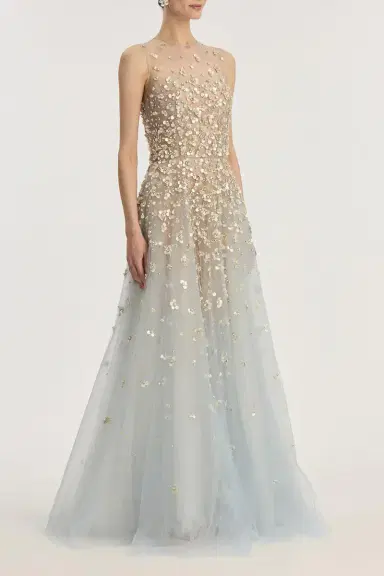 Oscar de la Renta Sleeveless Mother of Pearl Embroidered Gown | Thumbnail 3 Oscar de la Renta Sleeveless Mother of Pearl Embroidered Gown | Thumbnail 3