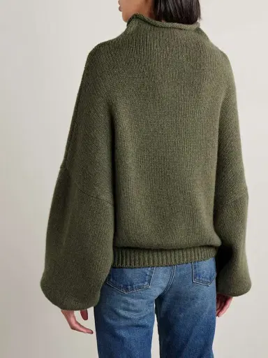Khaite Juniper Cashmere Turtleneck Sweater | Thumbnail 3 Khaite Juniper Cashmere Turtleneck Sweater | Thumbnail 3