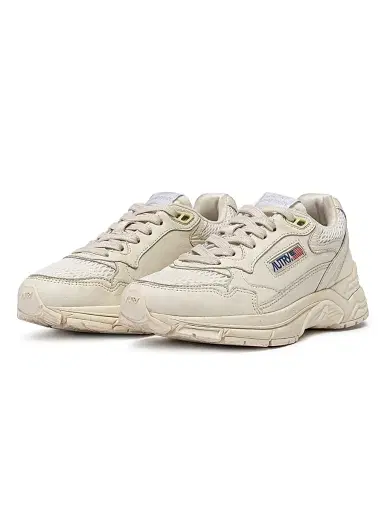 Autry Women's Hyperway Mesh Low-Top Sneakers - White | Thumbnail 2 Autry Women's Hyperway Mesh Low-Top Sneakers - White | Thumbnail 2