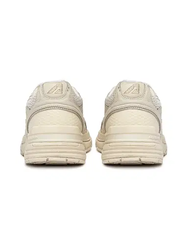 Autry Women's Hyperway Mesh Low-Top Sneakers - White | Thumbnail 3 Autry Women's Hyperway Mesh Low-Top Sneakers - White | Thumbnail 3