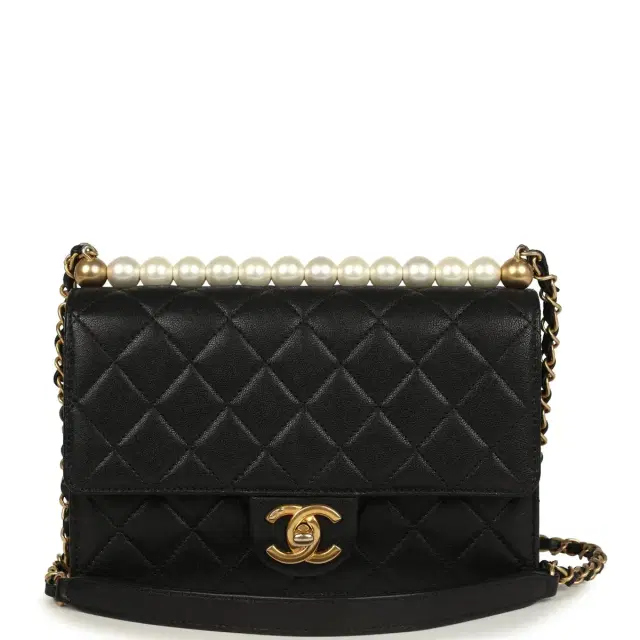 Pre-owned Chanel Small Chic Pearls Flap Bag Black Goatskin Antique Gold Hardware Pre-owned Chanel Small Chic Pearls Flap Bag Black Goatskin Antique Gold Hardware