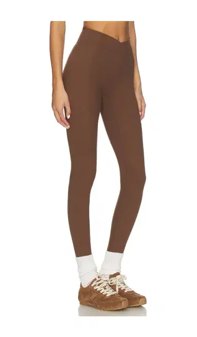 437 The V Legging | Thumbnail 2 437 The V Legging | Thumbnail 2