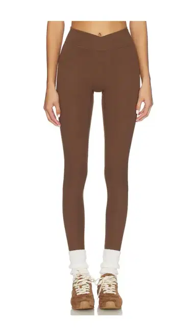 437 The V Legging | Thumbnail 1 437 The V Legging | Thumbnail 1
