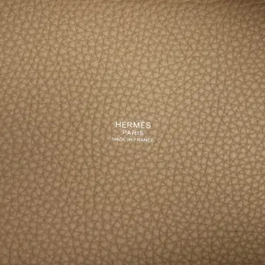 HERMÈS Hermes Picotin Lock 18 Beige Marfa Clemence Palladium Hardware | Thumbnail 8 HERMÈS Hermes Picotin Lock 18 Beige Marfa Clemence Palladium Hardware | Thumbnail 8