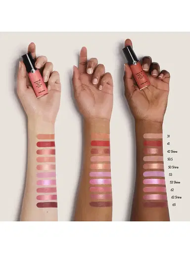 Armani Beauty Women's Luminous Silk Cheek Tint | Thumbnail 3 Armani Beauty Women's Luminous Silk Cheek Tint | Thumbnail 3