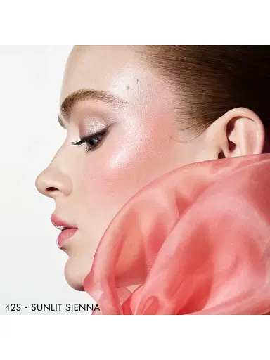 Armani Beauty Women's Luminous Silk Cheek Tint | Thumbnail 7 Armani Beauty Women's Luminous Silk Cheek Tint | Thumbnail 7