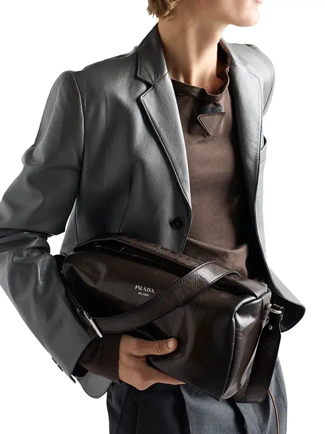 Men's Antiqued Leather Shoulder Bag - Green Men's Antiqued Leather Shoulder Bag - Green