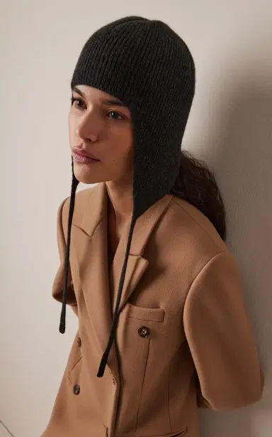 The Row Soizic Cashmere Beanie | Thumbnail 3 The Row Soizic Cashmere Beanie | Thumbnail 3