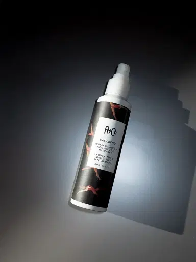 R+Co Women's Backbend Workable Hold + Non-Aerosol Hairspray | Thumbnail 2 R+Co Women's Backbend Workable Hold + Non-Aerosol Hairspray | Thumbnail 2