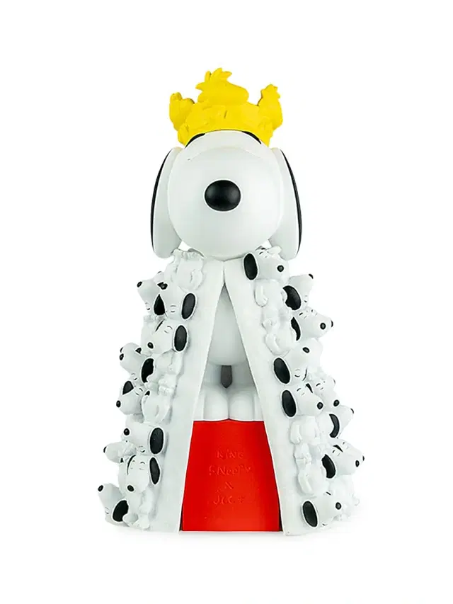 x Jean-Charles de Castelbajac Limited Edition King Snoopy Small Sculpture x Jean-Charles de Castelbajac Limited Edition King Snoopy Small Sculpture