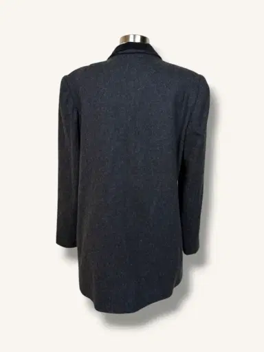 Jen Wonders Studio Wool Blazer with Velvet Collar | Thumbnail 16 Jen Wonders Studio Wool Blazer with Velvet Collar | Thumbnail 16