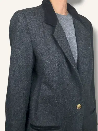 Jen Wonders Studio Wool Blazer with Velvet Collar | Thumbnail 10 Jen Wonders Studio Wool Blazer with Velvet Collar | Thumbnail 10