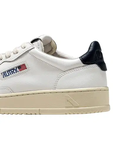 Autry Women's Medalist Two-Tone Leather Low-Top Sneakers - White | Thumbnail 3 Autry Women's Medalist Two-Tone Leather Low-Top Sneakers - White | Thumbnail 3