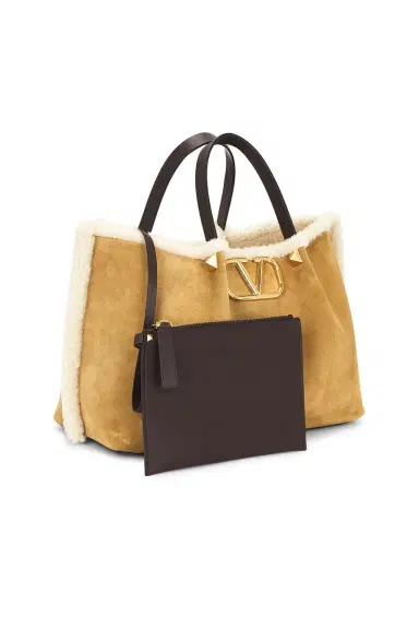Valentino Garavani V Logo Signature Medium Tote Bag | Thumbnail 4 Valentino Garavani V Logo Signature Medium Tote Bag | Thumbnail 4