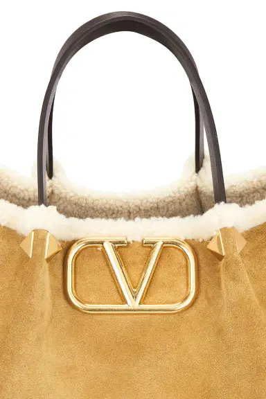 Valentino Garavani V Logo Signature Medium Tote Bag | Thumbnail 7 Valentino Garavani V Logo Signature Medium Tote Bag | Thumbnail 7