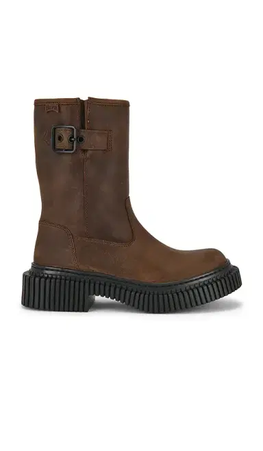 Camper Pix Berlin Boot | Thumbnail 1 Camper Pix Berlin Boot | Thumbnail 1