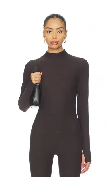 Beyond Yoga Featherweight Moving On Cropped Pullover | Thumbnail 1 Beyond Yoga Featherweight Moving On Cropped Pullover | Thumbnail 1