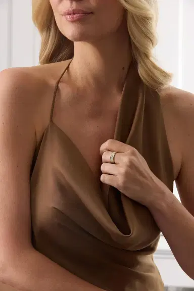 SARA WEINSTOCK Diamond Honey Comb Ring | Thumbnail 2 SARA WEINSTOCK Diamond Honey Comb Ring | Thumbnail 2
