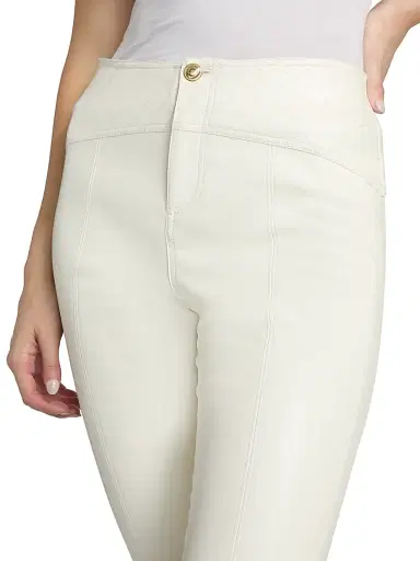 Cinq à Sept Women's Loren Quilted Faux-Leather Boot-Cut Crop Pants - | Thumbnail 6 Cinq à Sept Women's Loren Quilted Faux-Leather Boot-Cut Crop Pants - | Thumbnail 6