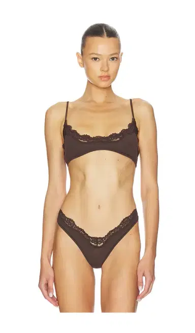 Skims Fits Everybody Lace Scoop Bralette | Thumbnail 1 Skims Fits Everybody Lace Scoop Bralette | Thumbnail 1