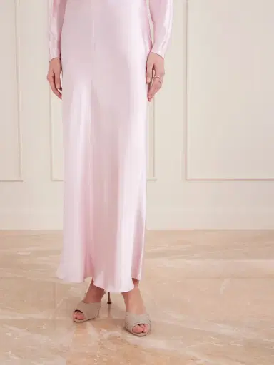 Manolo Blahnik Pirua 70 Suede Mules | Thumbnail 2 Manolo Blahnik Pirua 70 Suede Mules | Thumbnail 2
