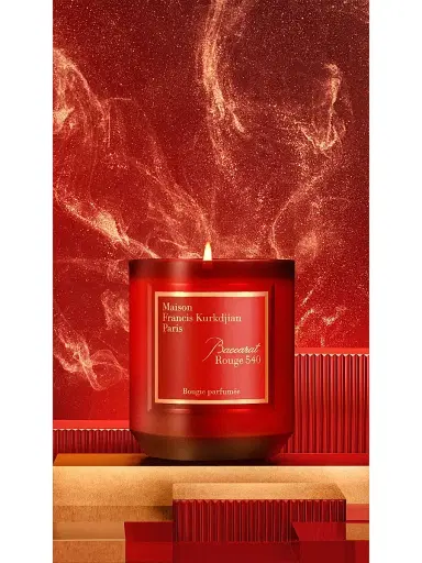 Maison Francis Kurkdjian Baccarat Rouge 540 Bougie Parfumée Candle | Thumbnail 4 Maison Francis Kurkdjian Baccarat Rouge 540 Bougie Parfumée Candle | Thumbnail 4