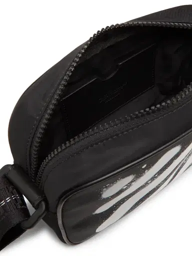 Off-White Men's Diag Spray Camera Bag - Black White | Thumbnail 4 Off-White Men's Diag Spray Camera Bag - Black White | Thumbnail 4