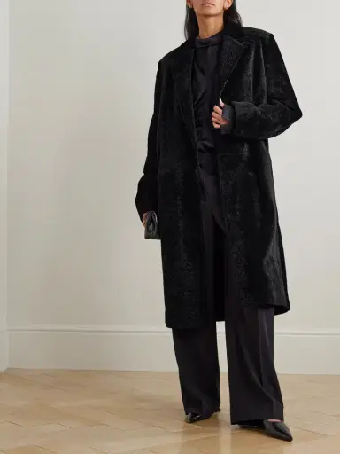 TOTEME Classic Shearling Coat | Thumbnail 2 TOTEME Classic Shearling Coat | Thumbnail 2