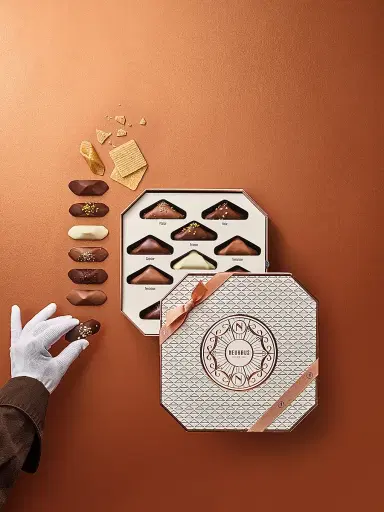 Neuhaus Chocolates 22-Piece Icon Collection Box | Thumbnail 4 Neuhaus Chocolates 22-Piece Icon Collection Box | Thumbnail 4