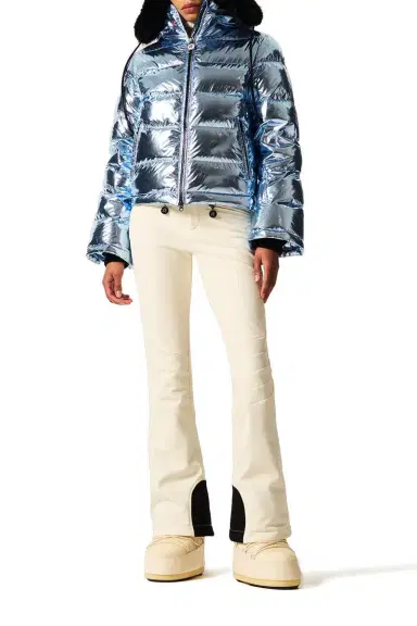 Perfect Moment Polar Flare Ski Jacket II - Light Blue Foil | Thumbnail 3 Perfect Moment Polar Flare Ski Jacket II - Light Blue Foil | Thumbnail 3