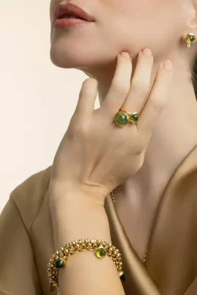 TAMARA COMOLLI Peridot Large Bouton Ring | Thumbnail 4 TAMARA COMOLLI Peridot Large Bouton Ring | Thumbnail 4