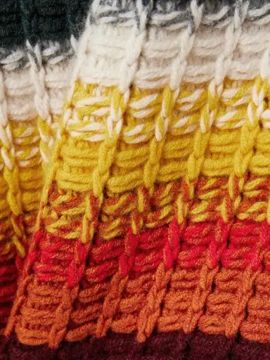 Khaite Yanis Oversized Ribbed Striped Cashmere Sweater | Thumbnail 4 Khaite Yanis Oversized Ribbed Striped Cashmere Sweater | Thumbnail 4