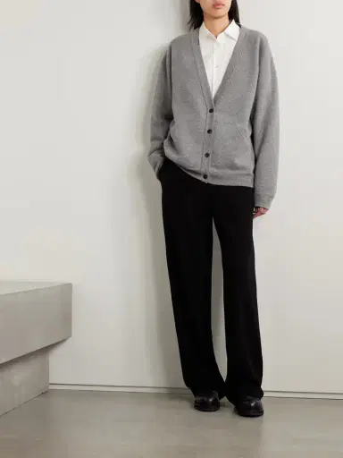 The Row Lonn Oversized Cashmere Cardigan | Thumbnail 2 The Row Lonn Oversized Cashmere Cardigan | Thumbnail 2