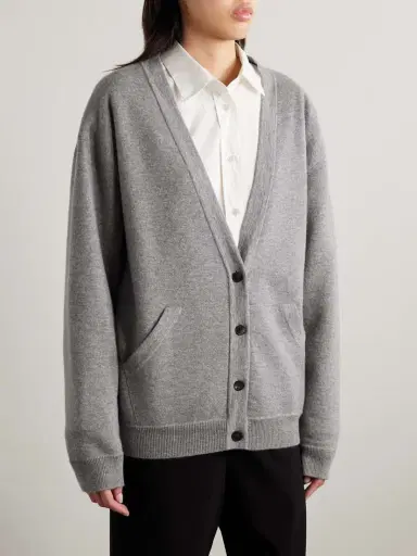 The Row Lonn Oversized Cashmere Cardigan | Thumbnail 3 The Row Lonn Oversized Cashmere Cardigan | Thumbnail 3